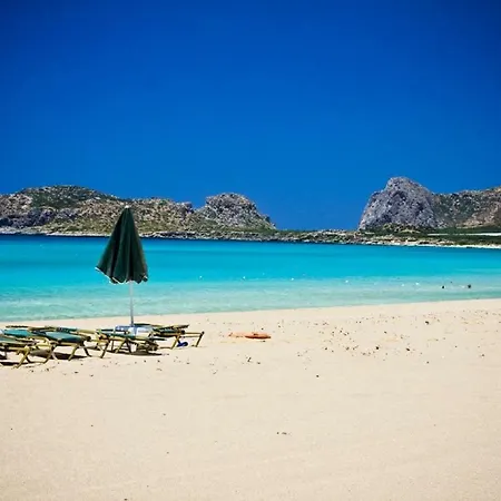 Modern In Chania 카니아